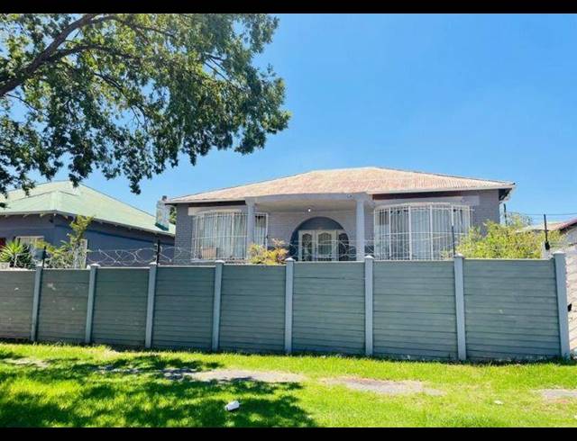 3 BEDROOM HOUSE FOR SALE IN ROSETTENVILLE
